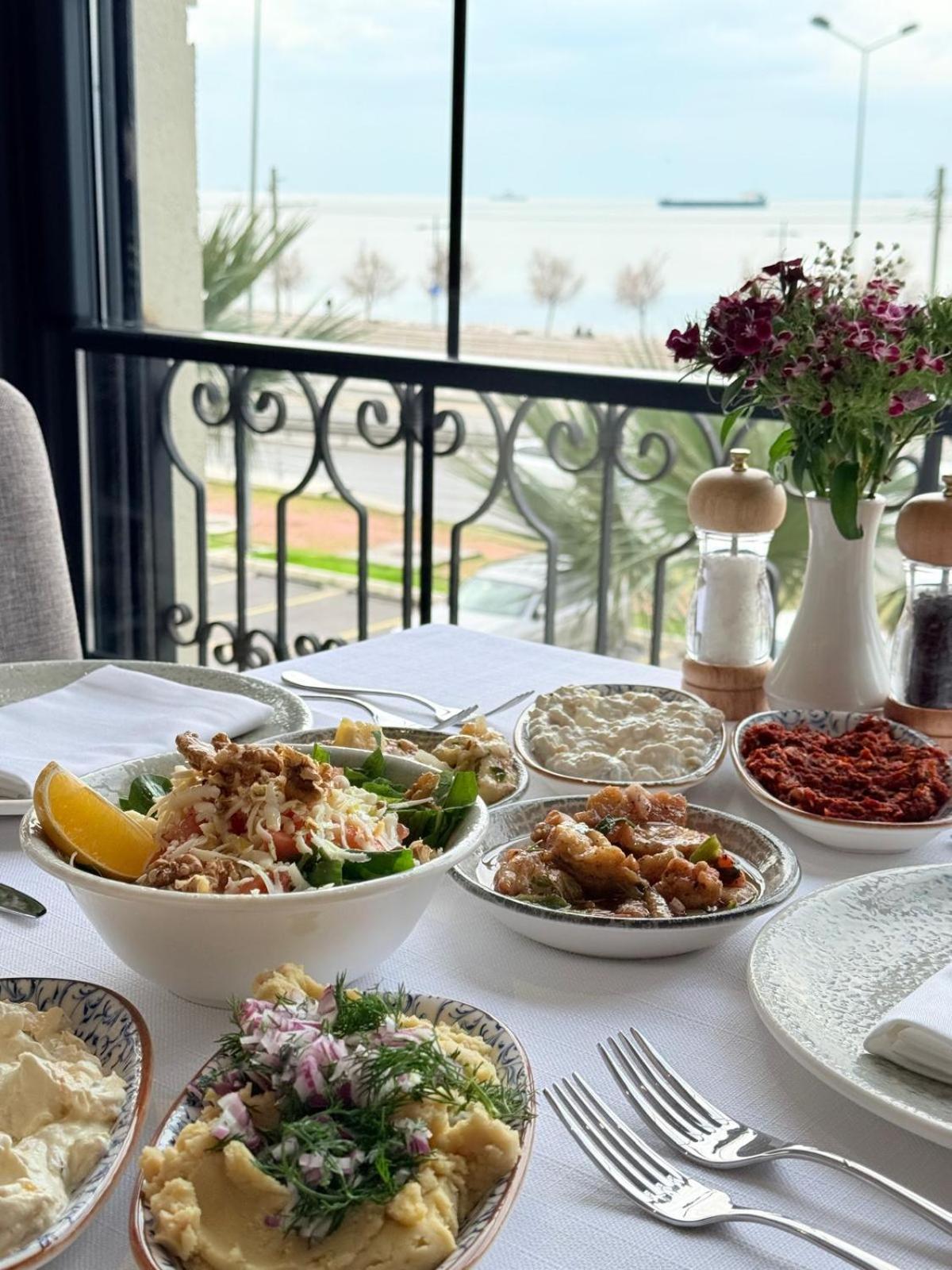 The Yali Konak Hotel İzmir Eksteriør bilde